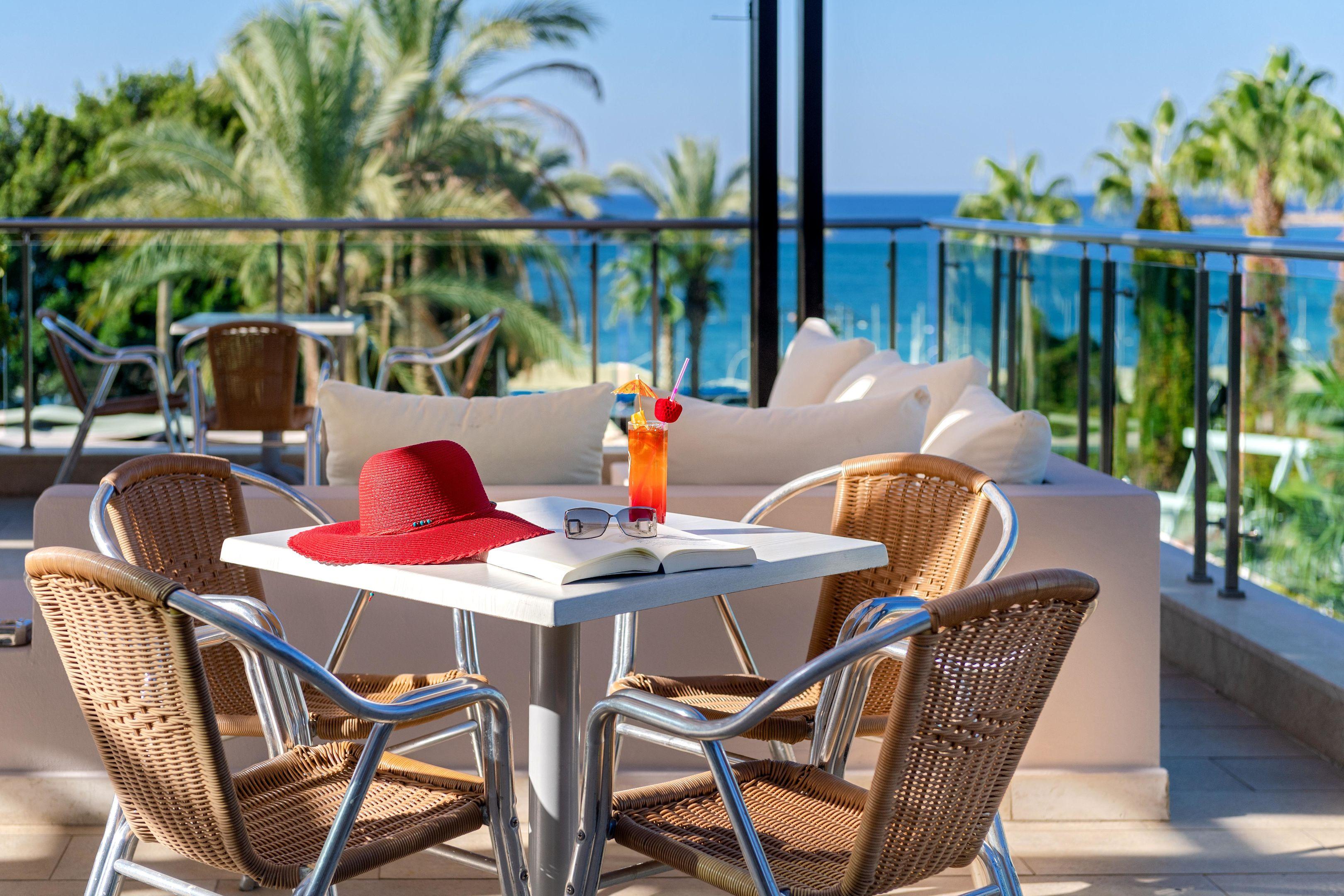 Sealife Buket Resort & Beach Hotel โอคูร์จาลาร์ ภายนอก รูปภาพ